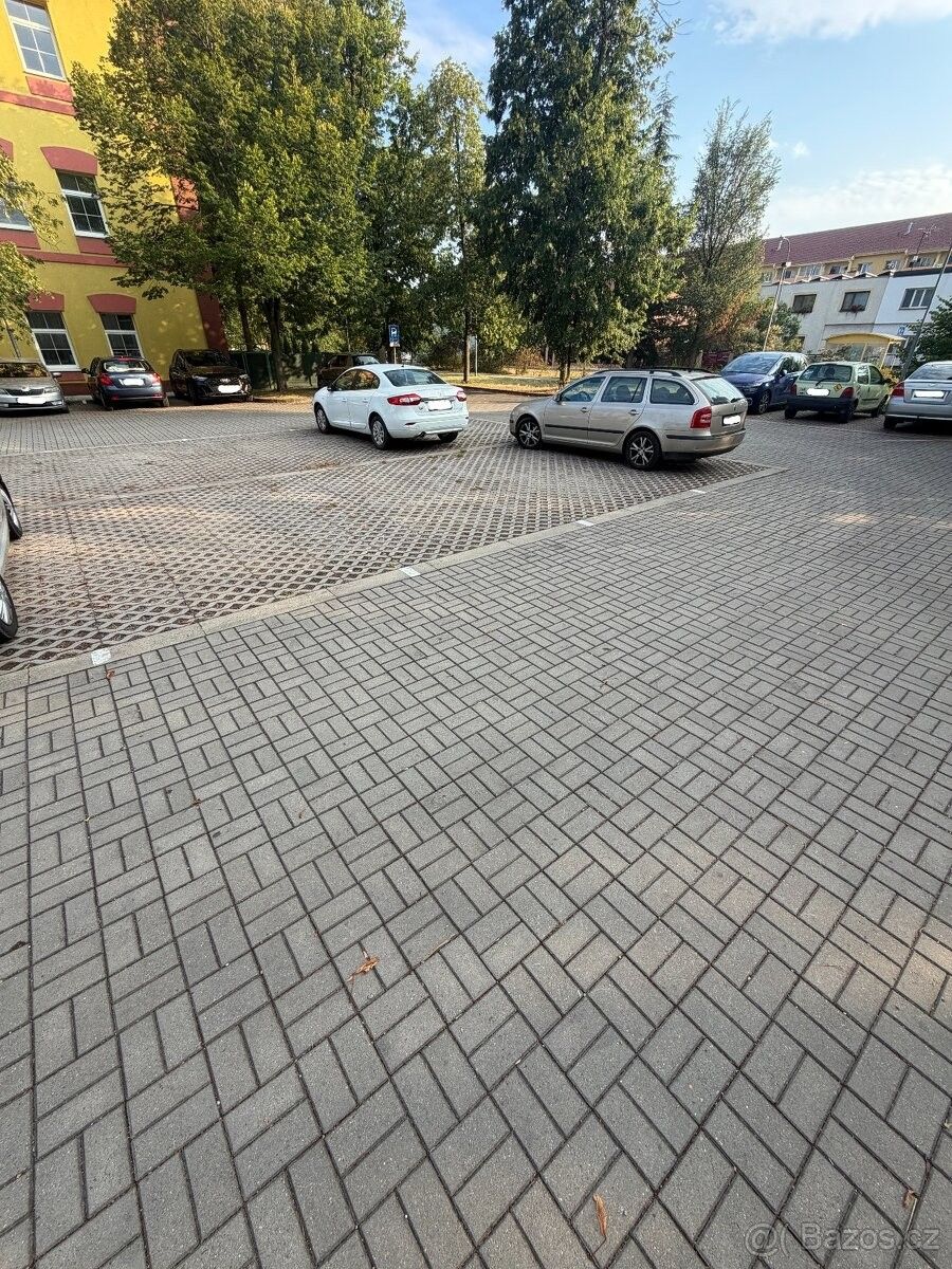 Byt · Hodonín, 695 01 - 4