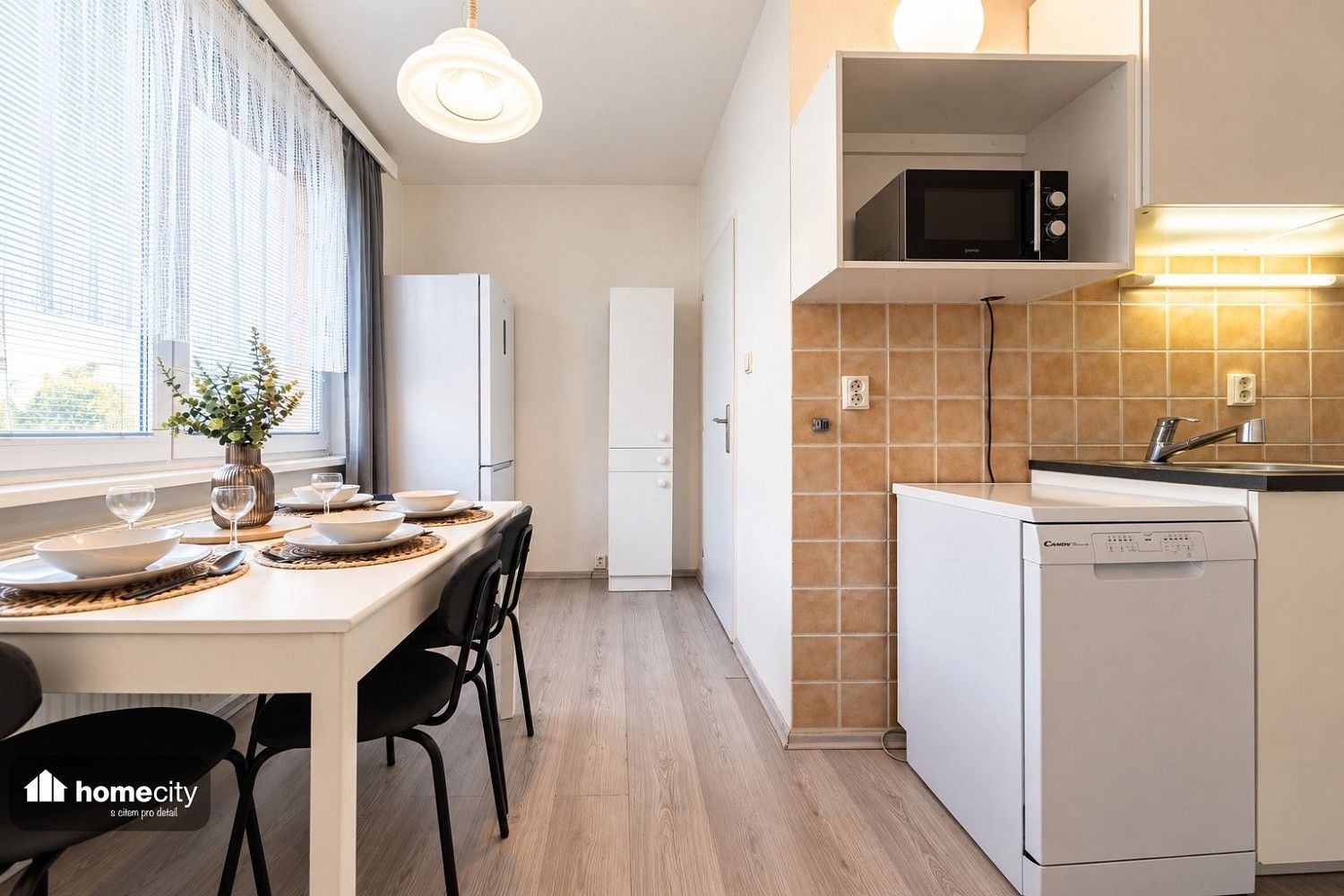 Byt 3+1 · 63 m² · Šatrova, Praha 4 - Kamýk - 3
