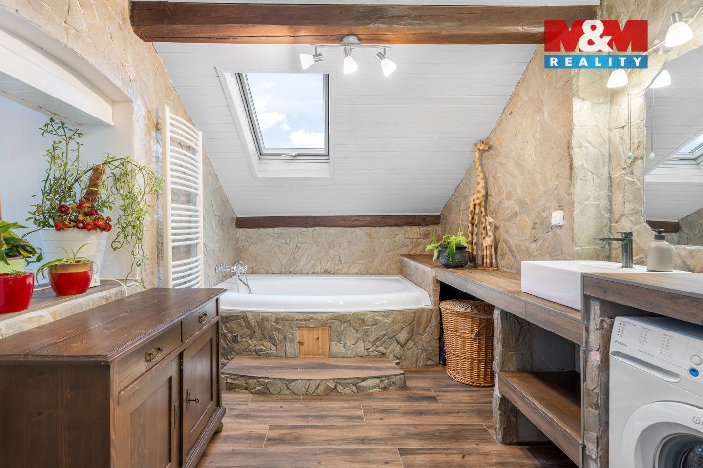 Prodej byt 4+1 - Tyršova, Velvary, 218 m²