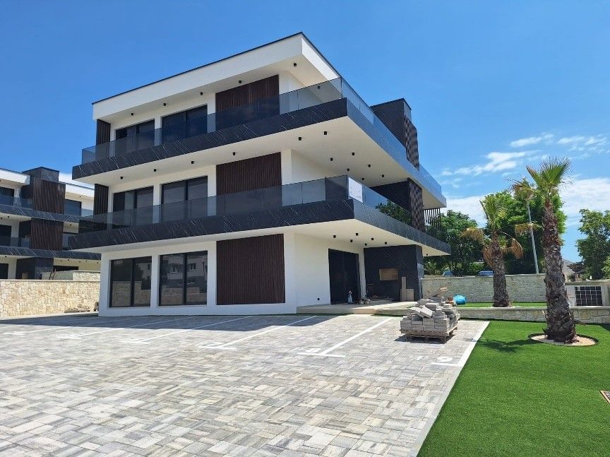 Byty, 987 66, Zahraničí - 2