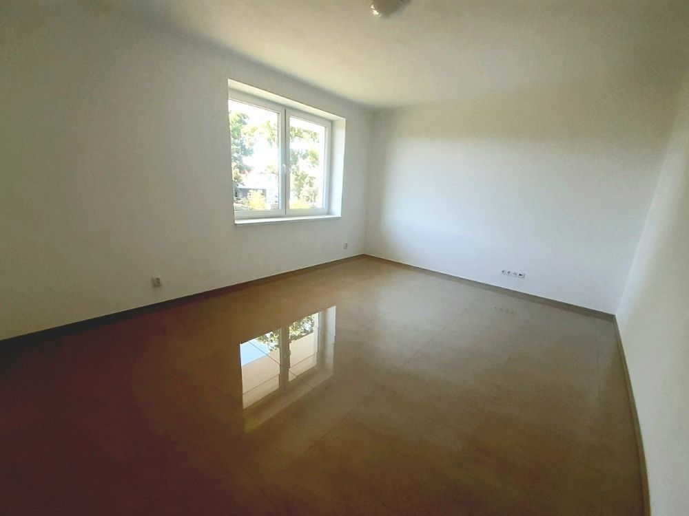 4+1, Na Zlaté stoce, České Budějovice - České Budějovice 2, Jihočeský kraj, 150 m² - 1