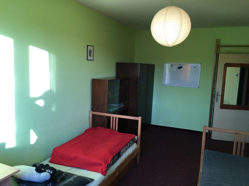 Pronájem byt 2+1 - 50°5'46.244"N 14°24'10.022"E, 53 m²