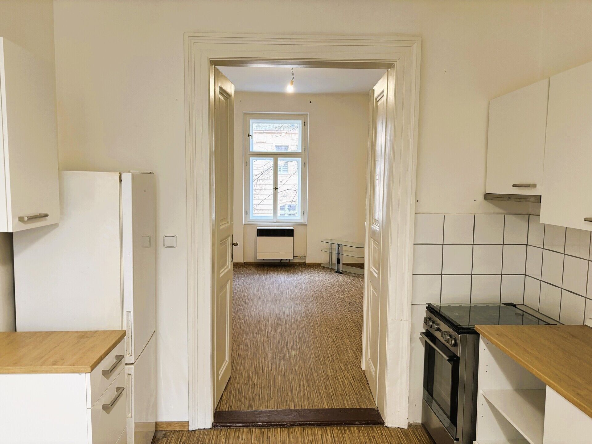 Pronájem byt 1+1 - U Santošky, Praha, 40 m²