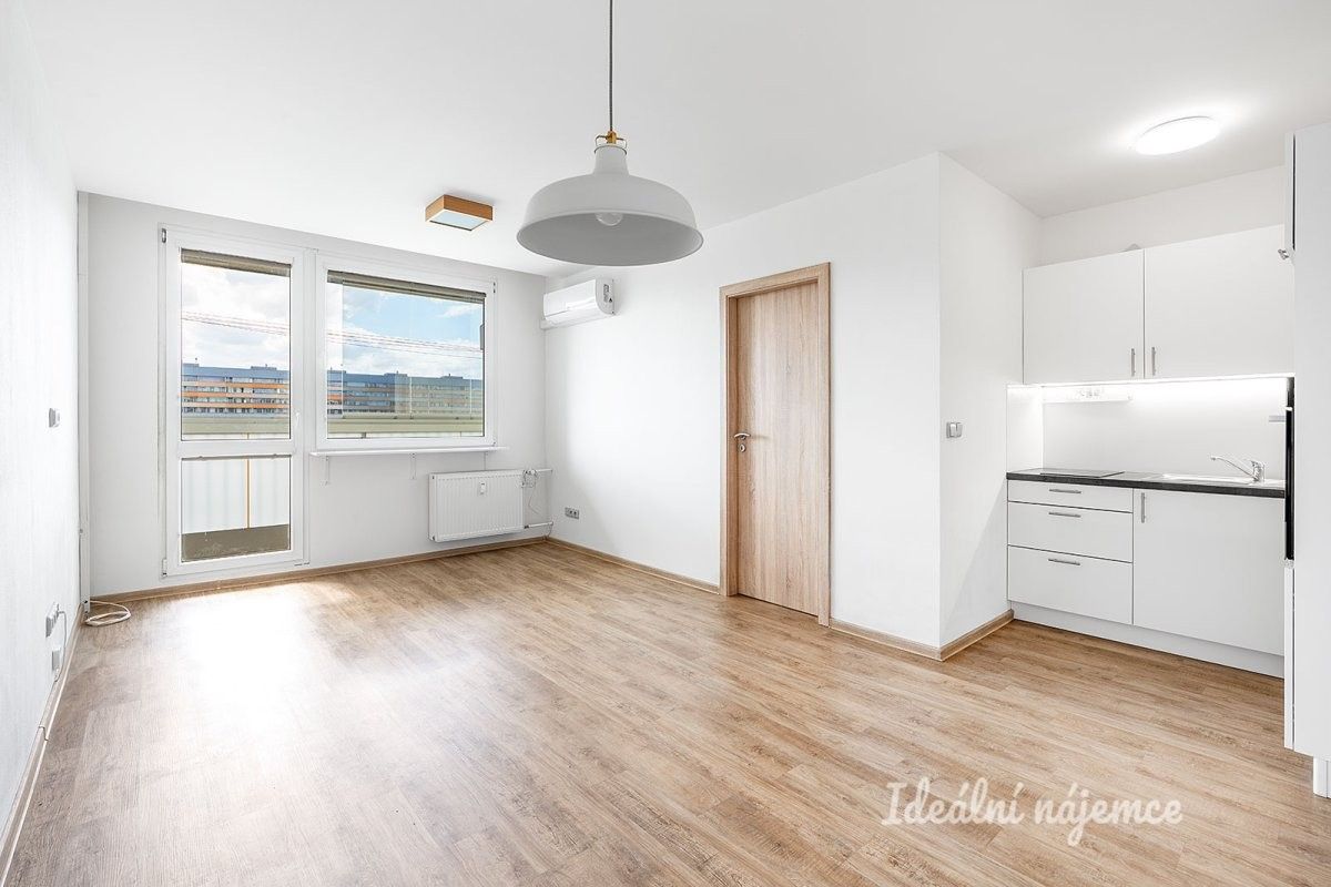 2+kk, Jablonecká, Praha, 47 m² - 1