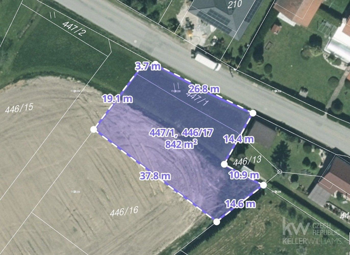 Pozemek pro bydlení, 842 m²