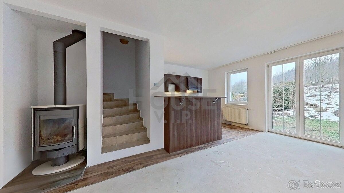 Rodinné domy, Nelahozeves, 277 51