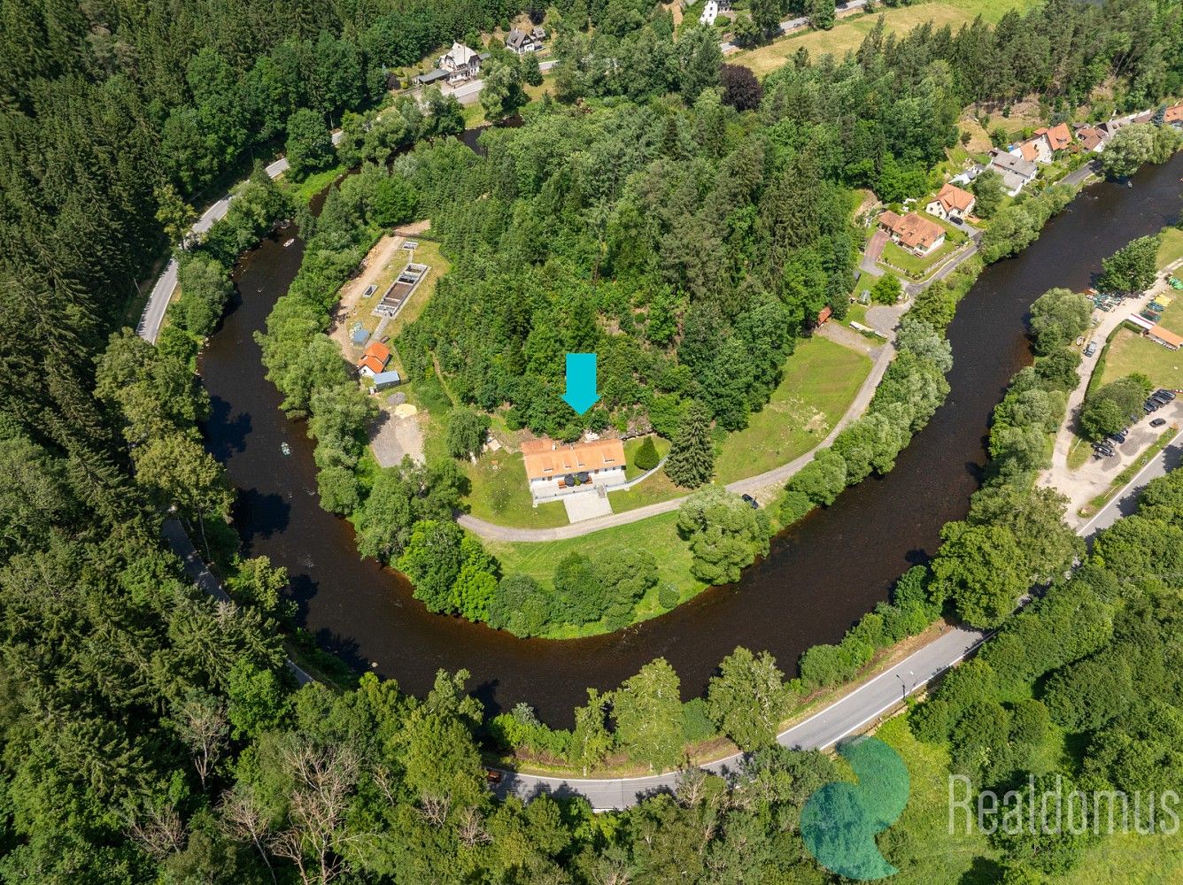 Prodej rodinný dům - Rožmberk nad Vltavou, okres Český Krumlov, Jihočeský kraj, 302 m² - 5