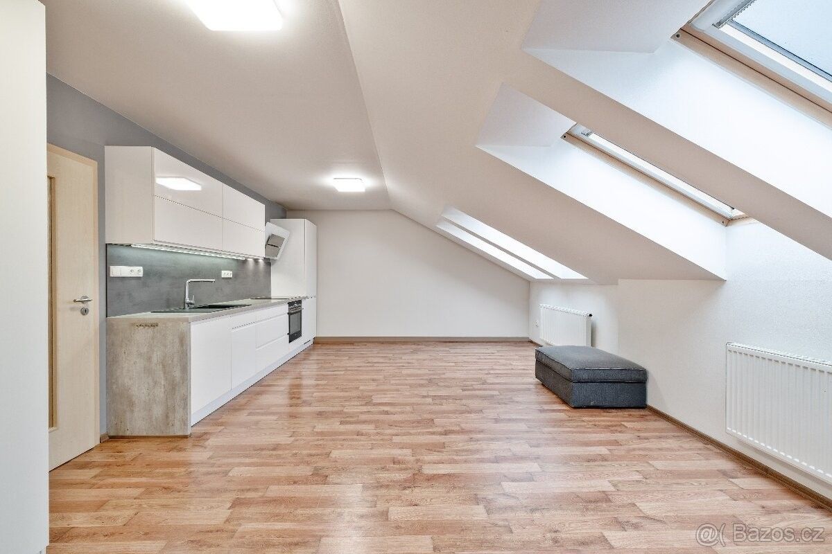 Prodej byt - Tábor, 390 02