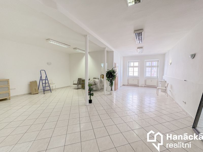 Komerční nemovitost · 84 m² · Ostružnická, Olomouc - 3