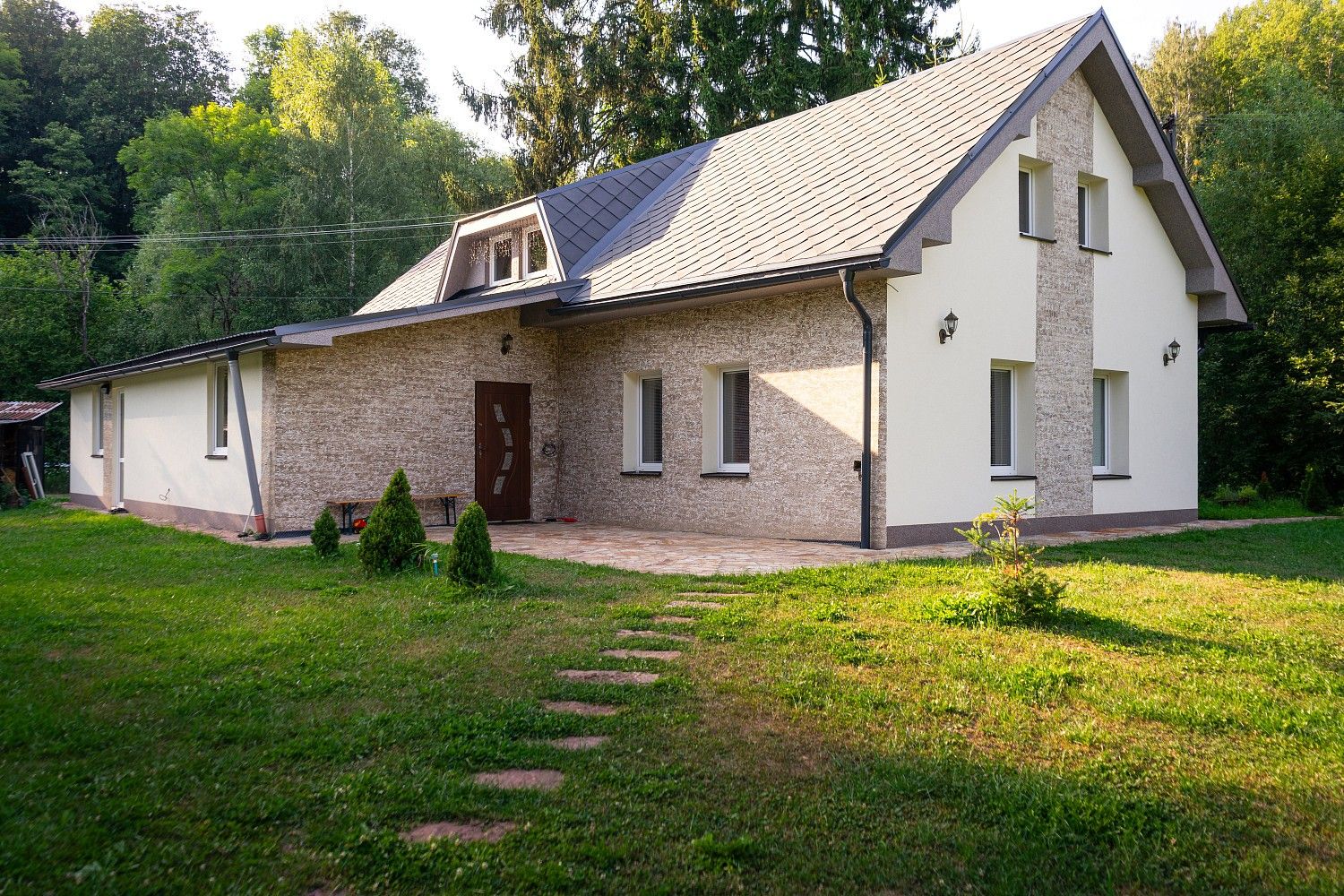 Rodinné domy, Stará Paka - Roškopov, okres Jičín, 216 m² - 1