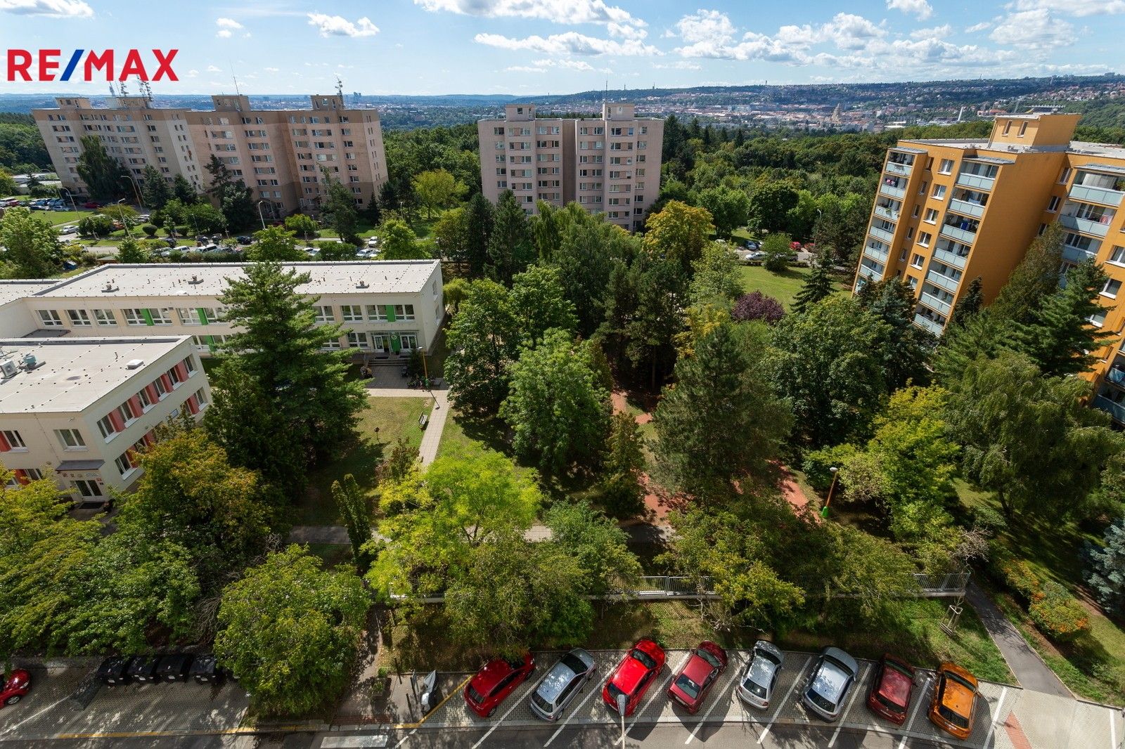 Pronájem byt 1+1 - Krynická, Praha, 29 m²