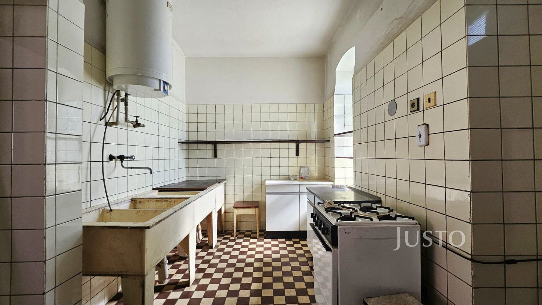 Rodinné domy, Dobev - Stará Dobev, okres Písek, Jihočeský kraj, 180 m² - 1