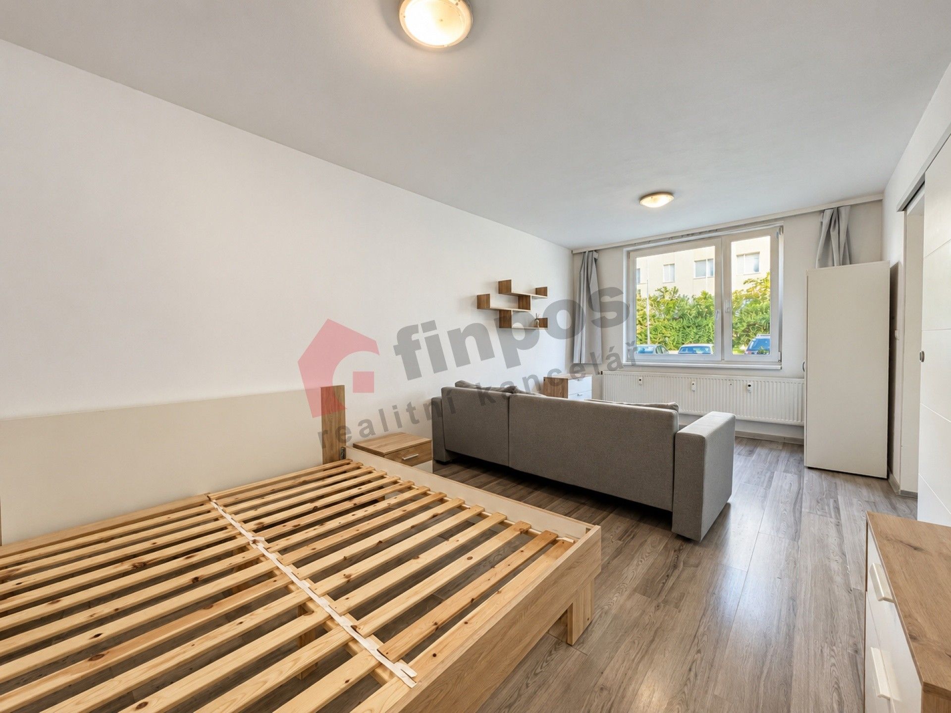 Pronájem byt 1+1 - Višňová 572, Milovice Mladá, 43 m² - 2