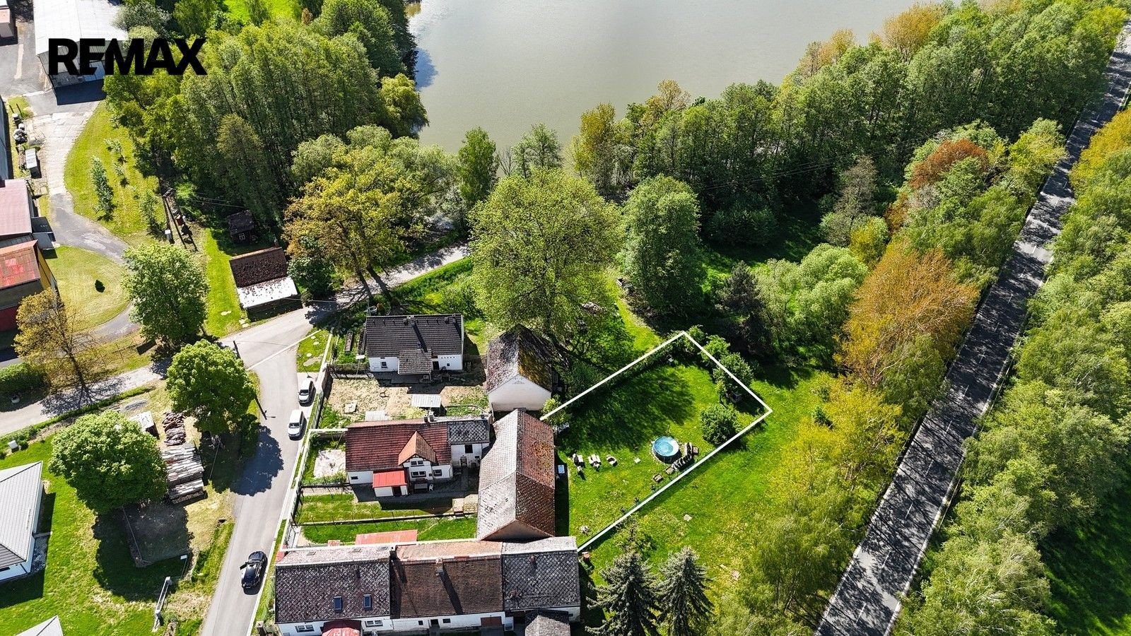 Prodej rodinný dům - Tisová Hlinné, 203 m² - 2