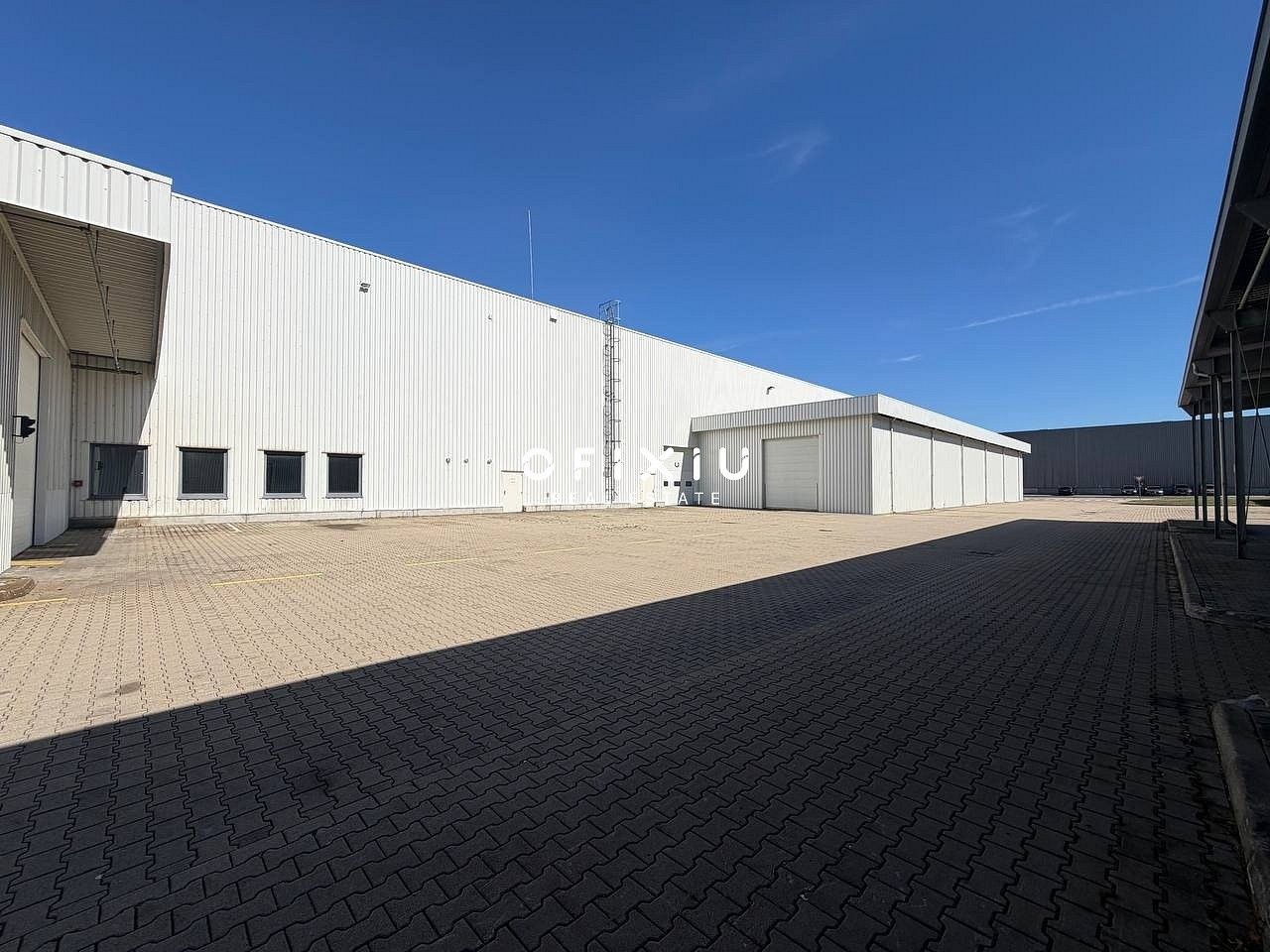 Sklady, Lozorno, Slovensko, 5 700 m² - 2