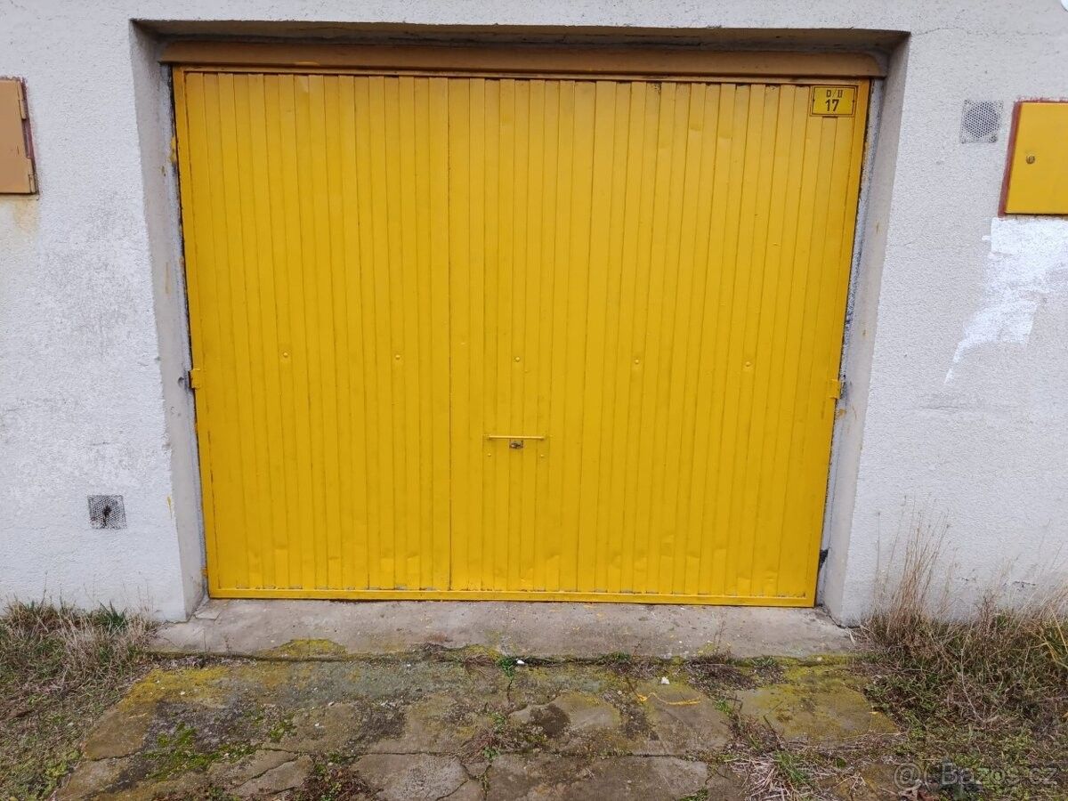 Garáže, Horušice, 285 73