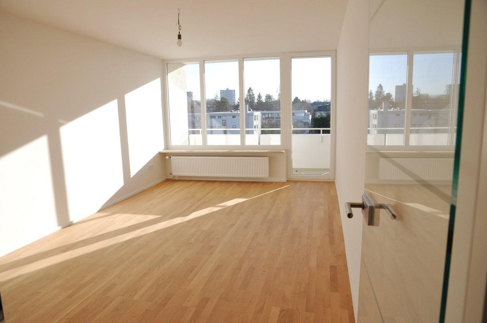 4+1, Milbertshofen - München Milbertshofen Bayern 80807, 111 m² - 2