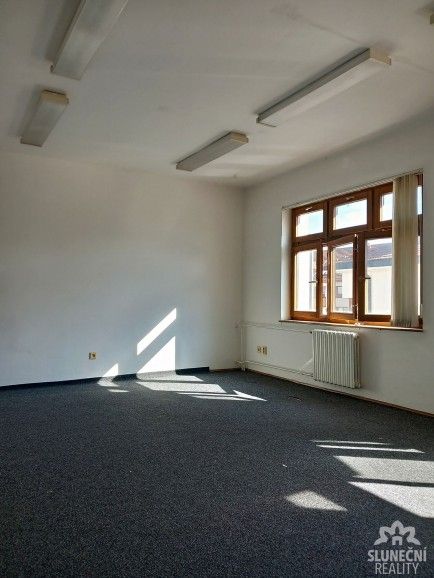 Pronájem kancelář - Uherský Brod, 688 01, 27 m²