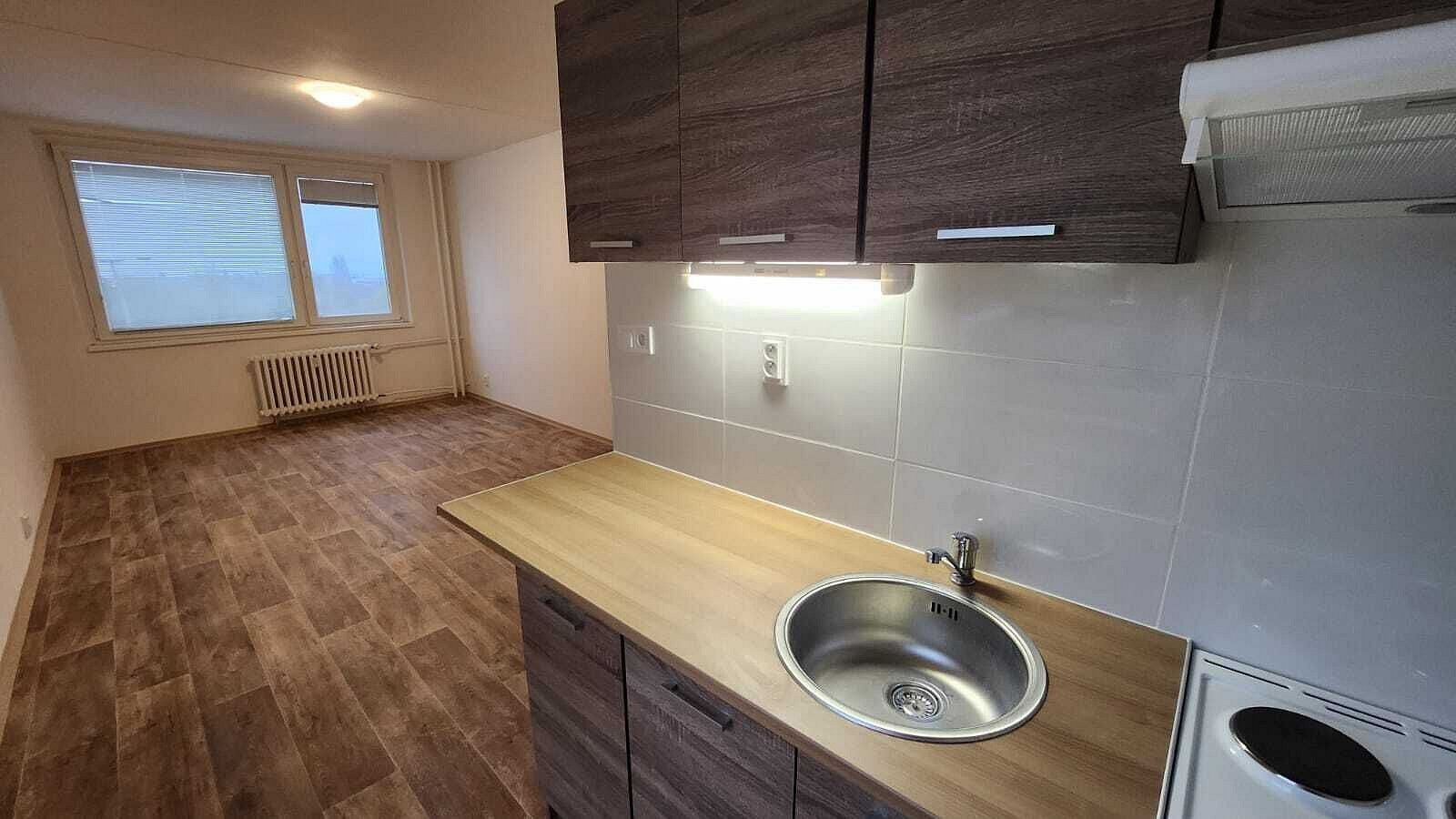 2+kk, Okružní, Most, 40 m² - 2