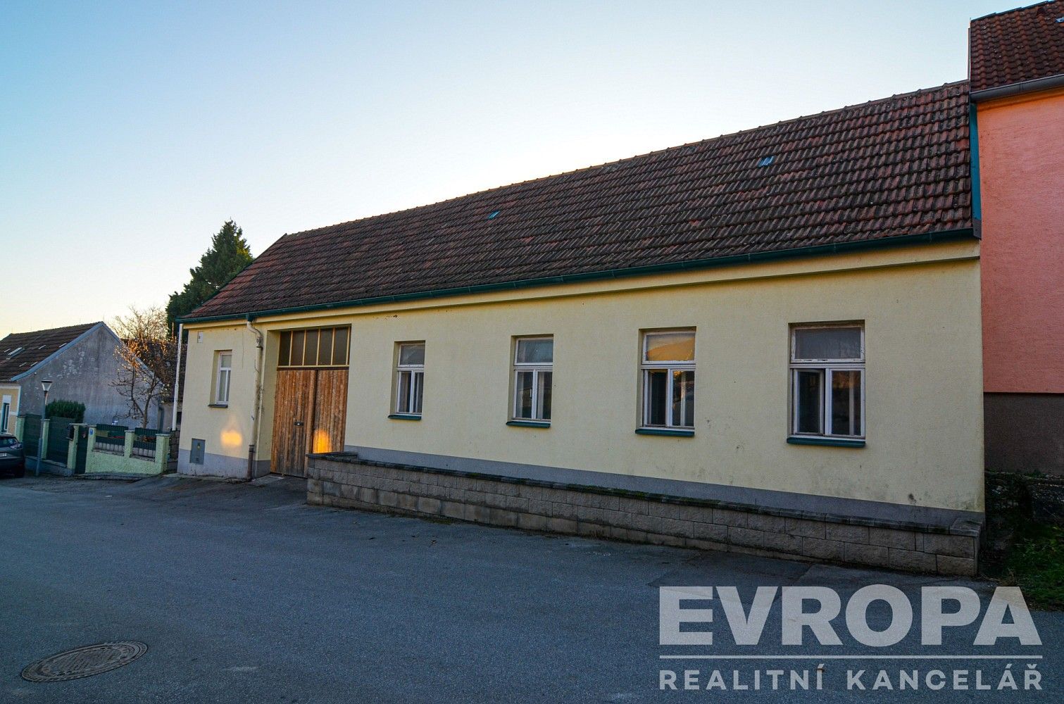 Rodinné domy, Celnice-středisko služeb, Břeclav - Poštorná, 120 m² - 2