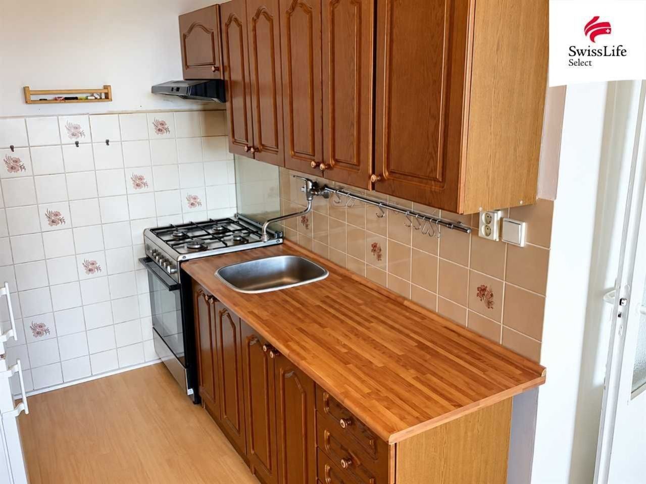 Byt 2+kk · 47 m² · Šluknovská  , Praha - 3