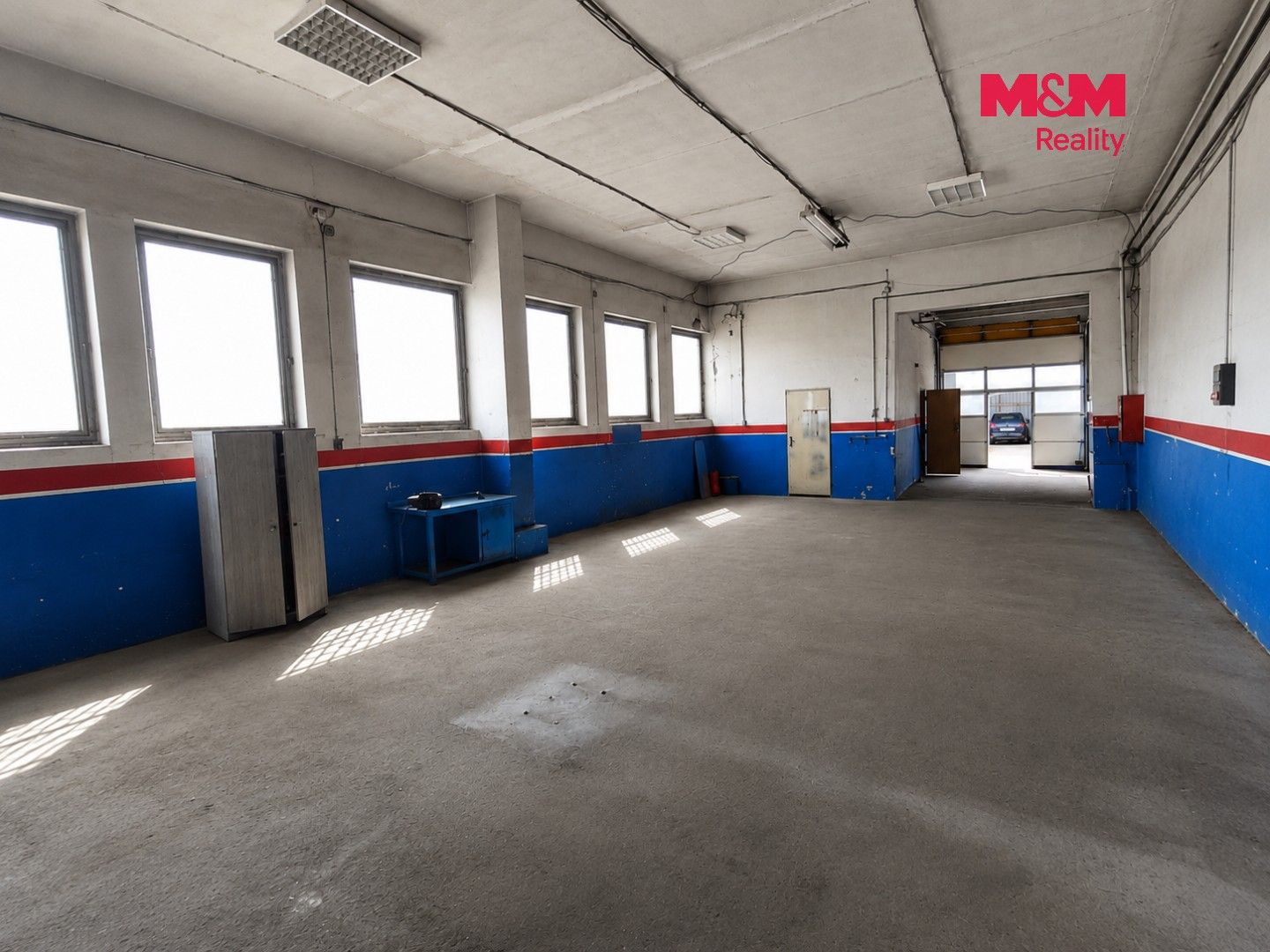 Pronájem obchodní prostory - Panelová, Hradec Králové, 190 m² - 2