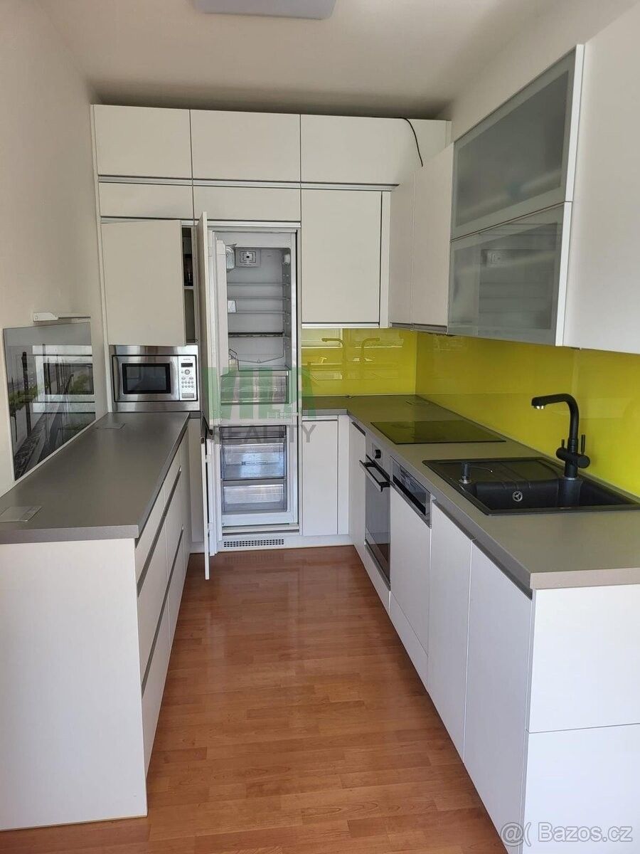 Pronájem byt - Ostrava, 724 00