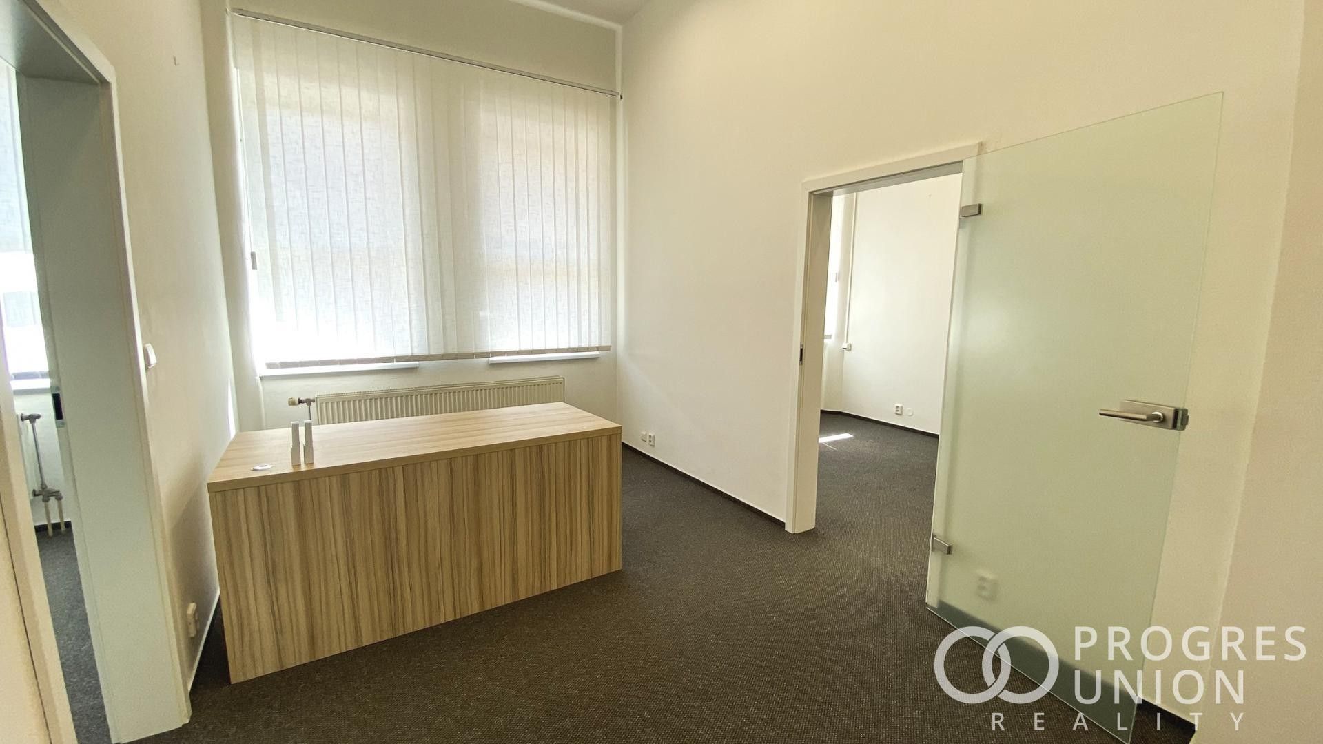 Kanceláře, Smetanova, Vsetín, 60 m²