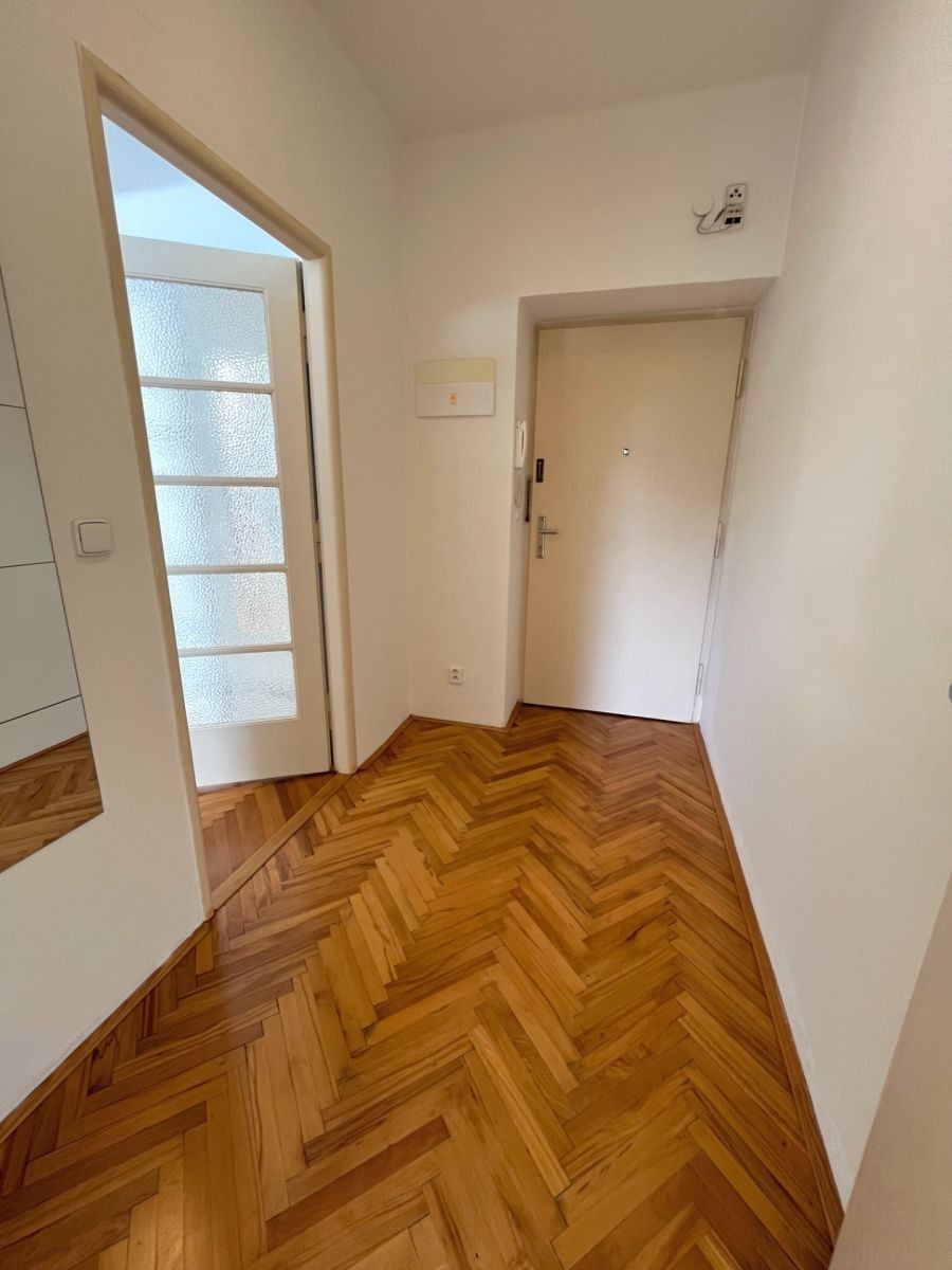 Pronájem byt 1+kk - Nerudova, Hradec Králové - Hradec Králové, Královéhradecký kraj, 30 m² - 5