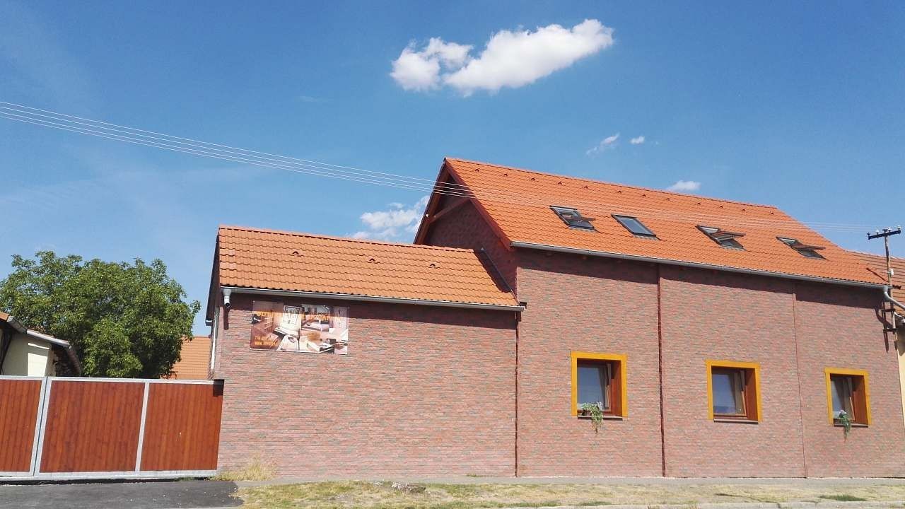 Chaty, Opolany, Středočeský kraj