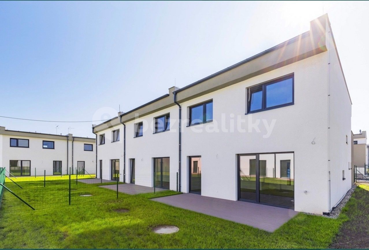Rodinné domy, Hůlkova, Praha - Kbely, 107 m²