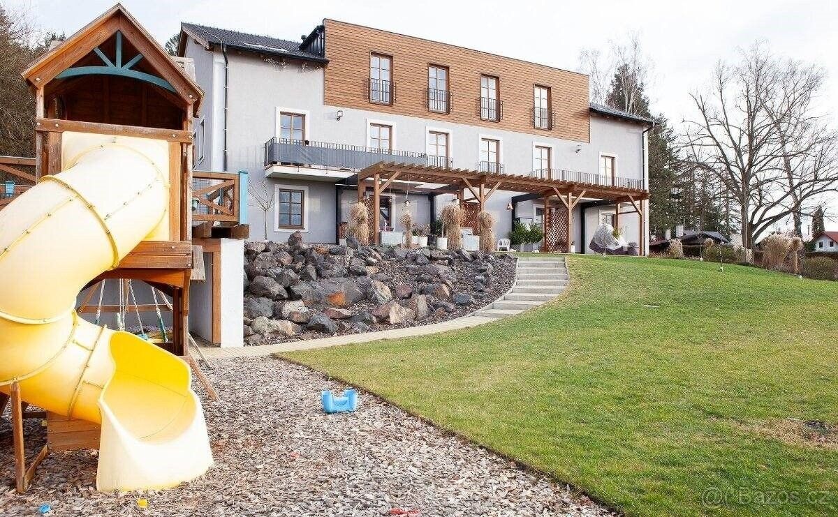 Byty, Zbiroh, 338 08