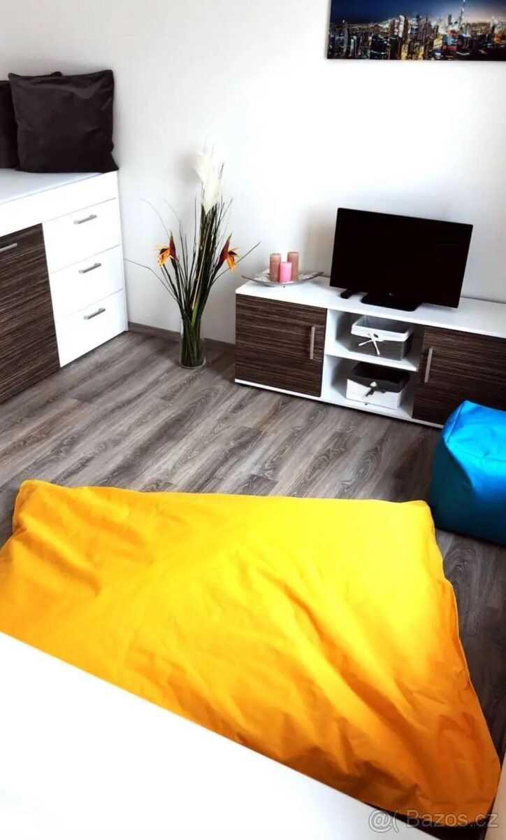 Pronájem byt - Lišany, 269 01