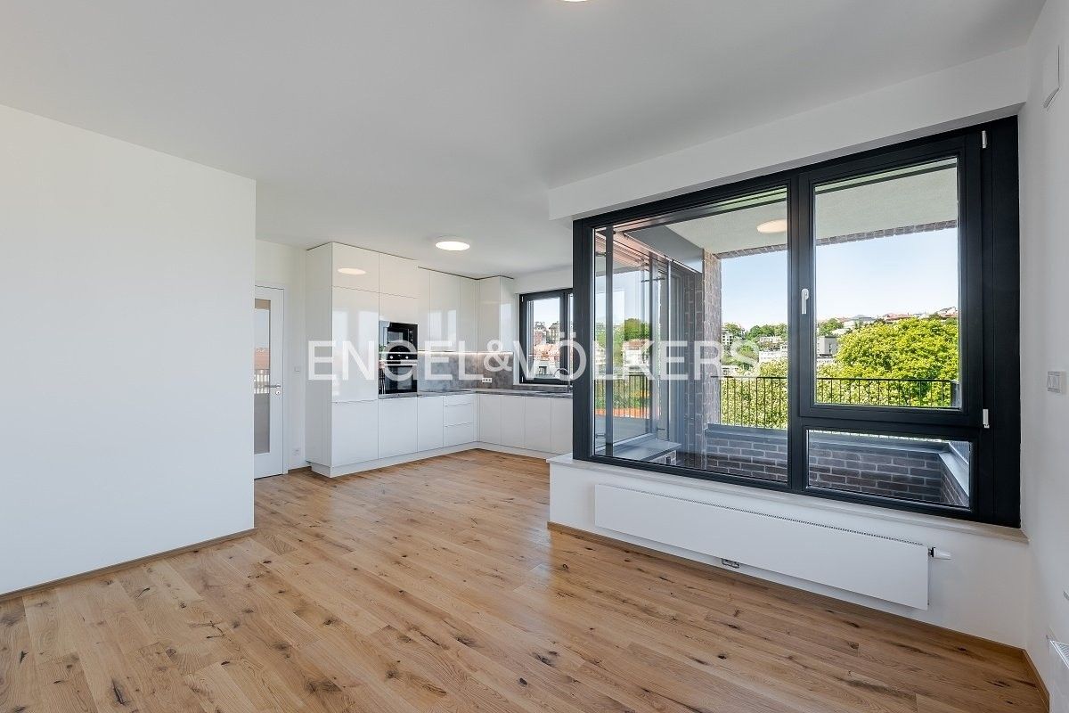 2+kk, Mužíkova 1759, Praha, 52 m²