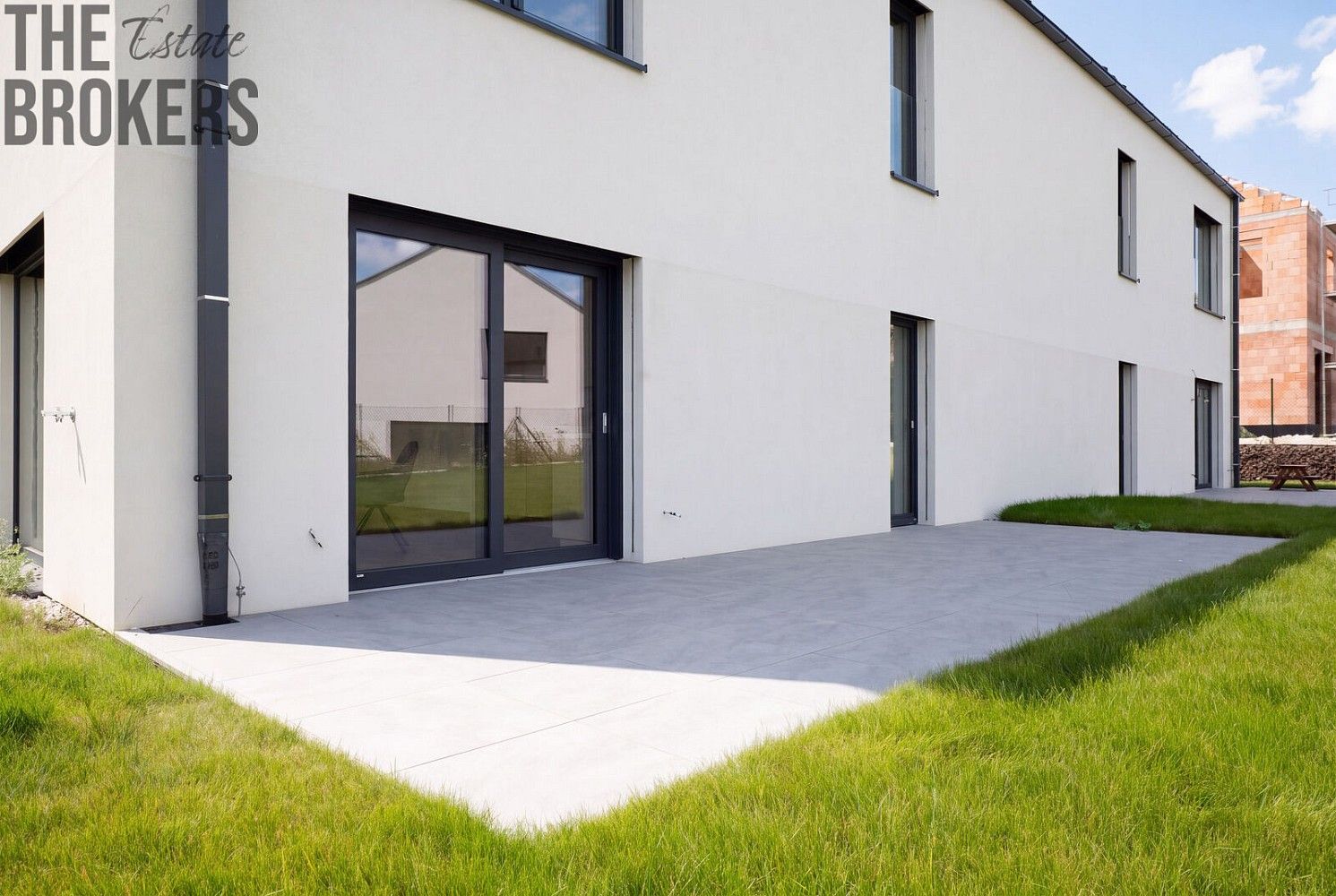 Rodinné domy, Pod Vinicí, Chrustenice, okres Beroun, 153 m² - 2