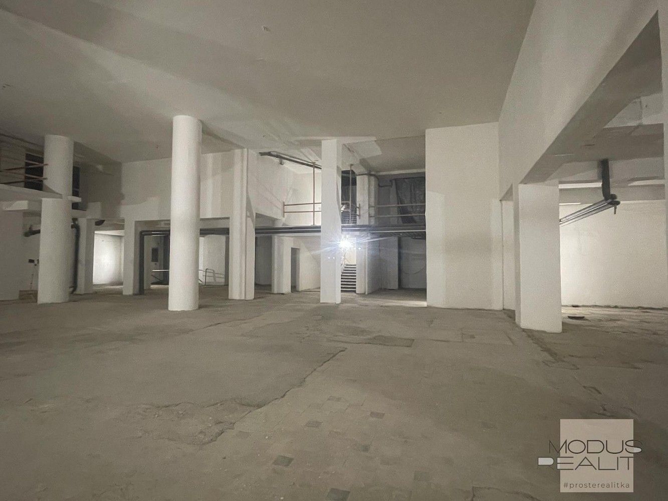 Obchodní prostory, Praha - Nové Město, okres Praha 1, Hlavní město Praha, 1 000 m² - 2