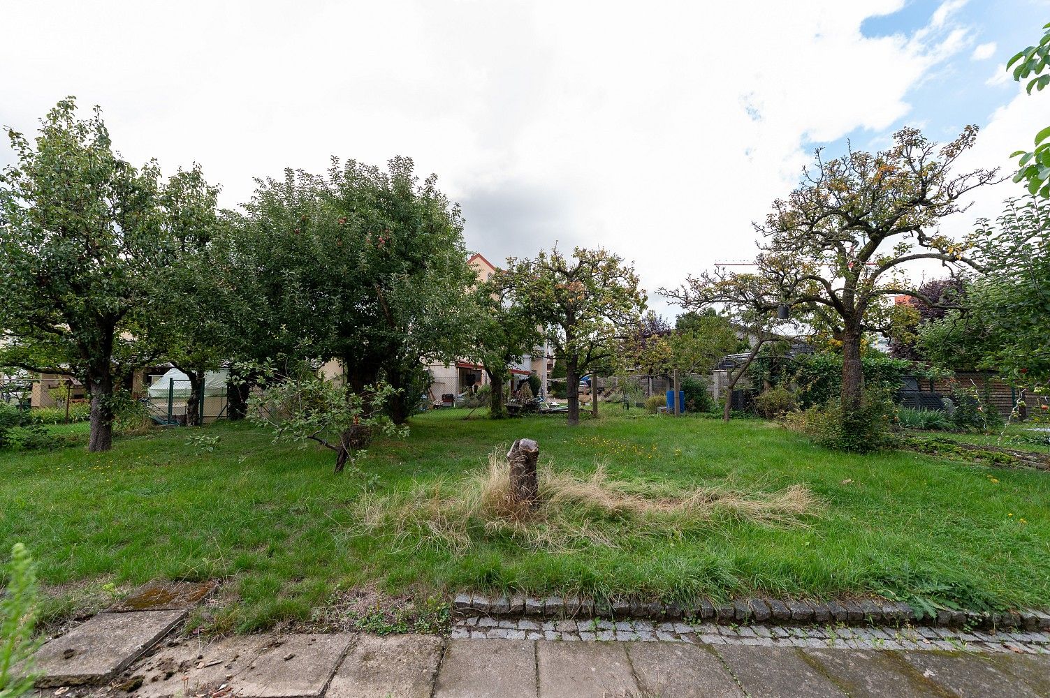 Prodej pozemek pro bydlení - Praha - Horní Měcholupy, okres Praha 15, Hlavní město Praha - 5