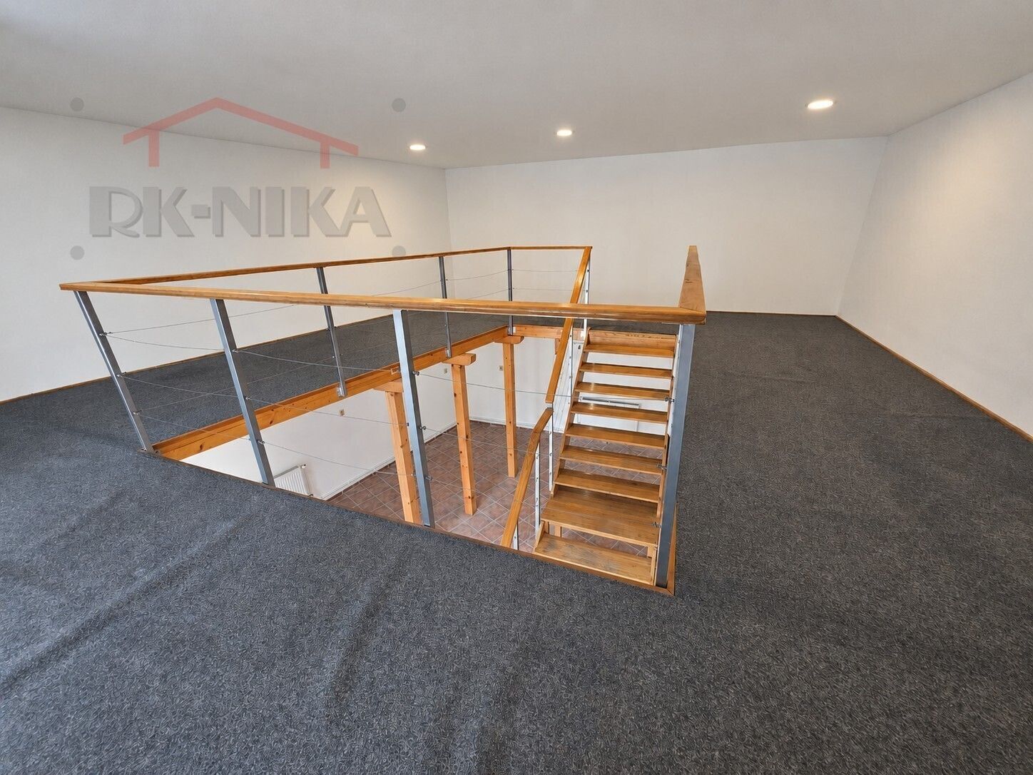 Obchodní prostory, Husova 5, Semily, 100 m² - 2