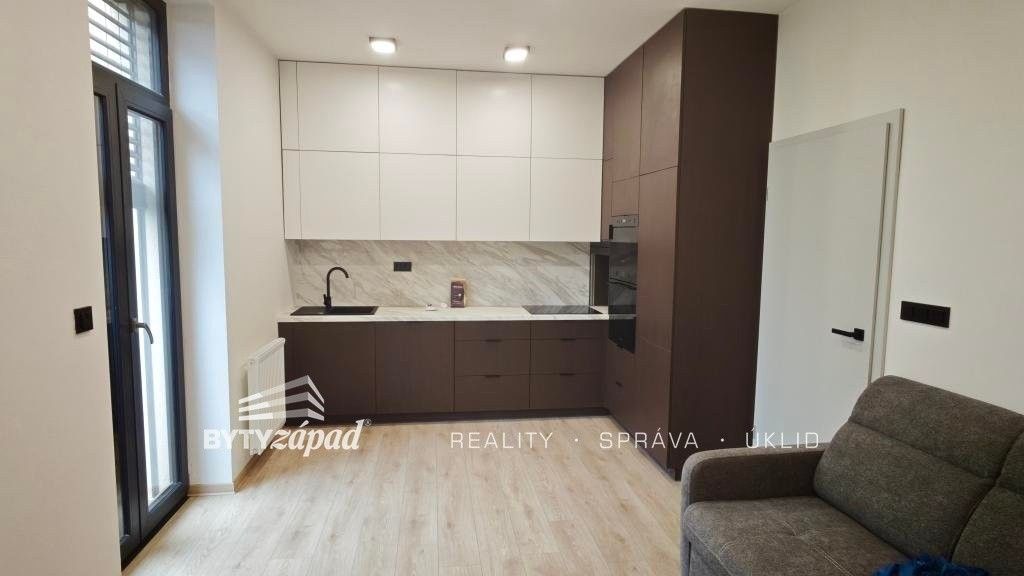 2+kk, Malostranská 407, Plzeň Východní Předměstí, 38 m² - 2