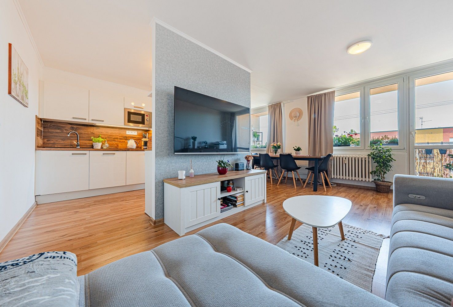 Byt 3+1 · 77 m² · Žižkovo náměstí, Nové Strašecí, okres Rakovník - 4