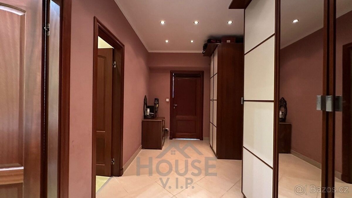 Prodej byt - Praha, 199 00