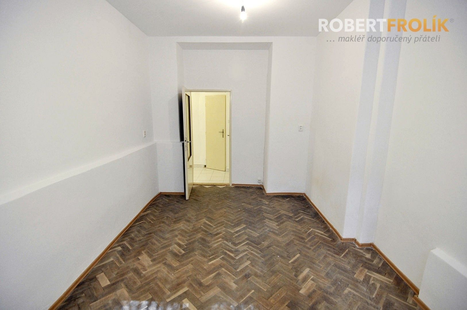 Pronájem kancelář - Eliášova, Praha, 25 m²