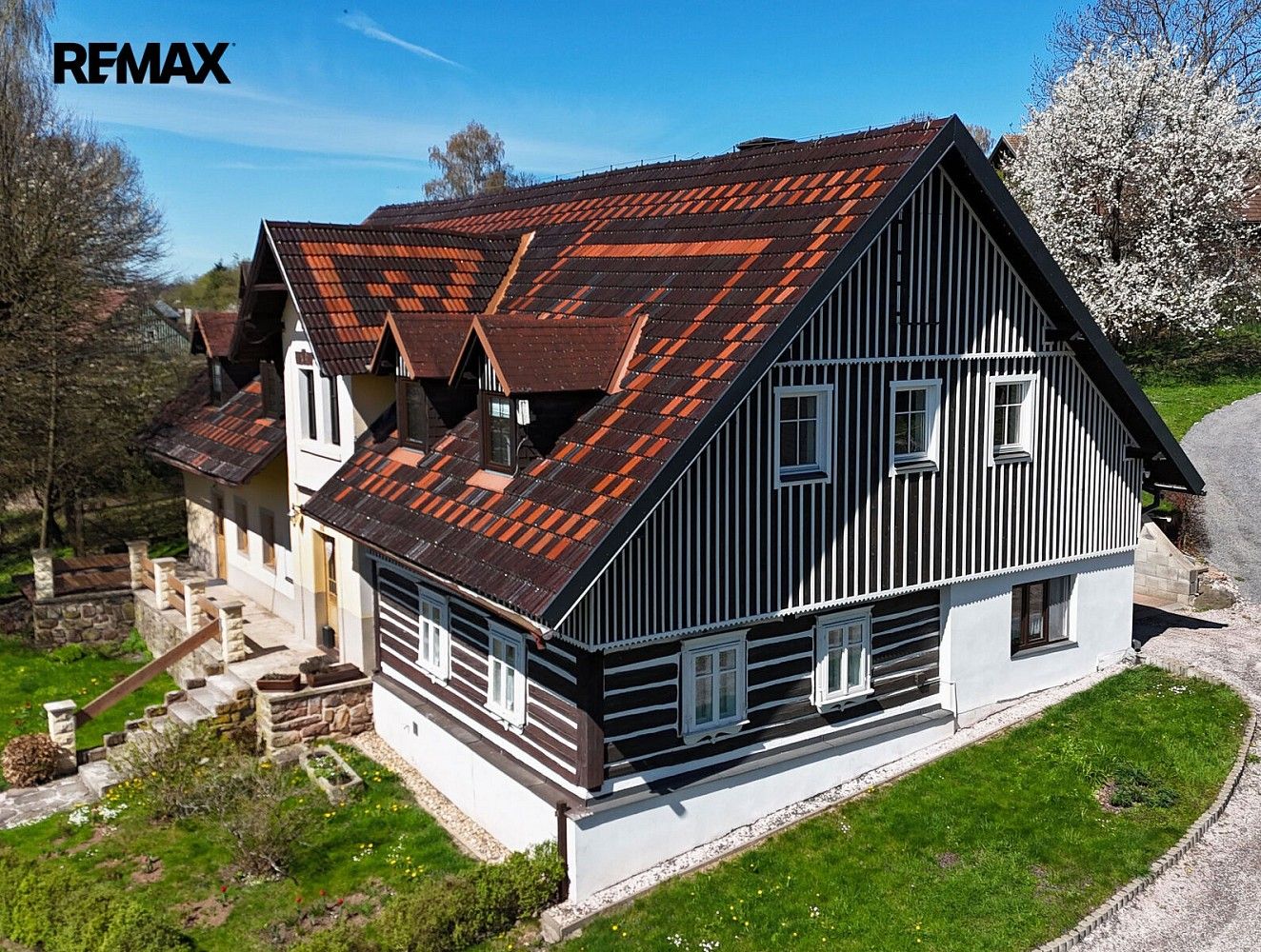Rodinné domy, Benešov u Semil, okres Semily, 316 m² - 1