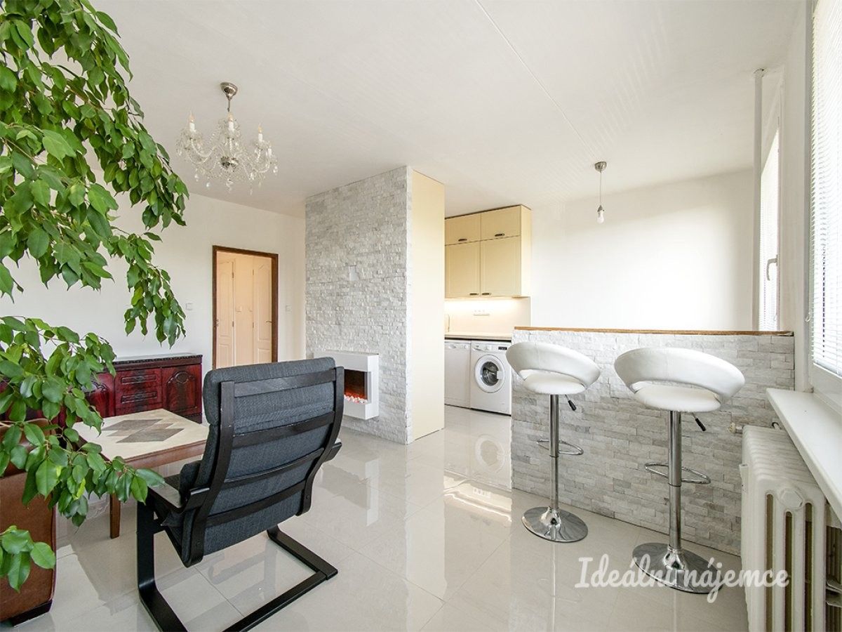 Pronájem byt 3+kk - Na okruhu, Praha, 79 m² - 5