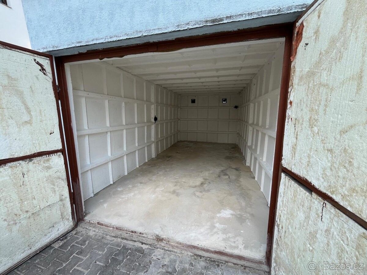 Pronájem garáž - Mladá Boleslav, 293 01