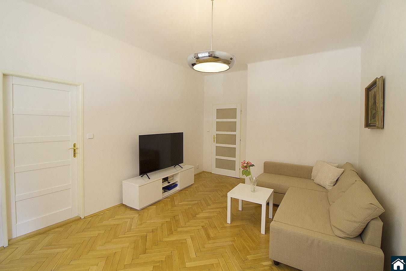 Byt 3+1 · 72 m² · Písecká, Praha - 4
