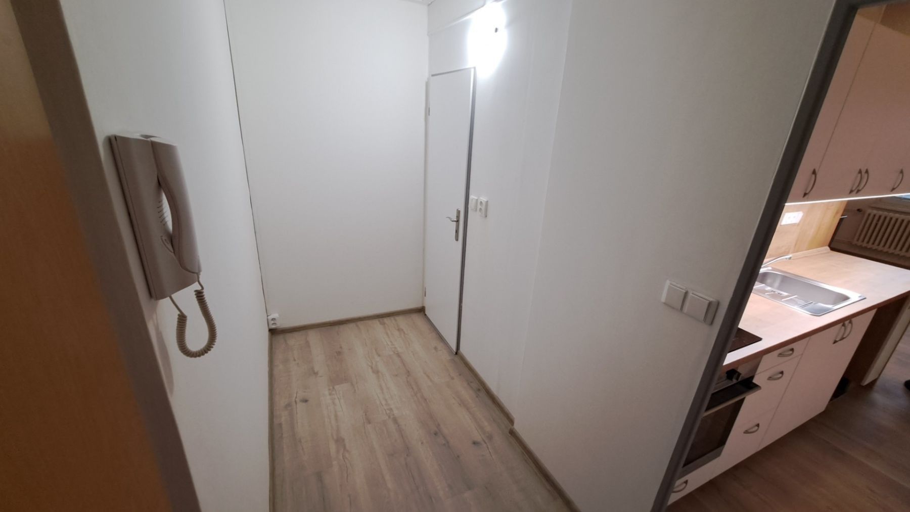 Byt 1+kk · 28 m² · Aninská, Znojmo - Znojmo-Louka, Jihomoravský kraj - 4