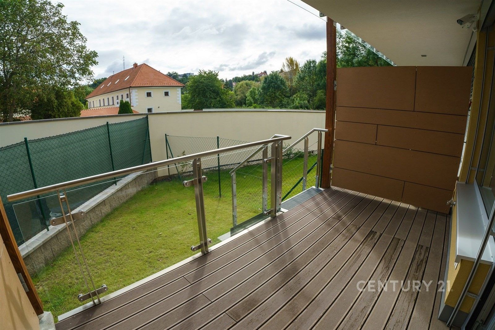 Pronájem byt 1+kk - Naardenská, Praha, 33 m²