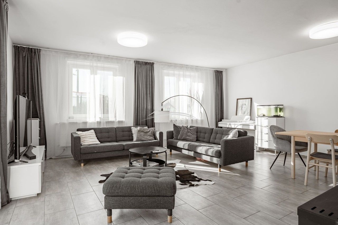 Prodej rodinný dům - Šimanov, 480 m² - 5