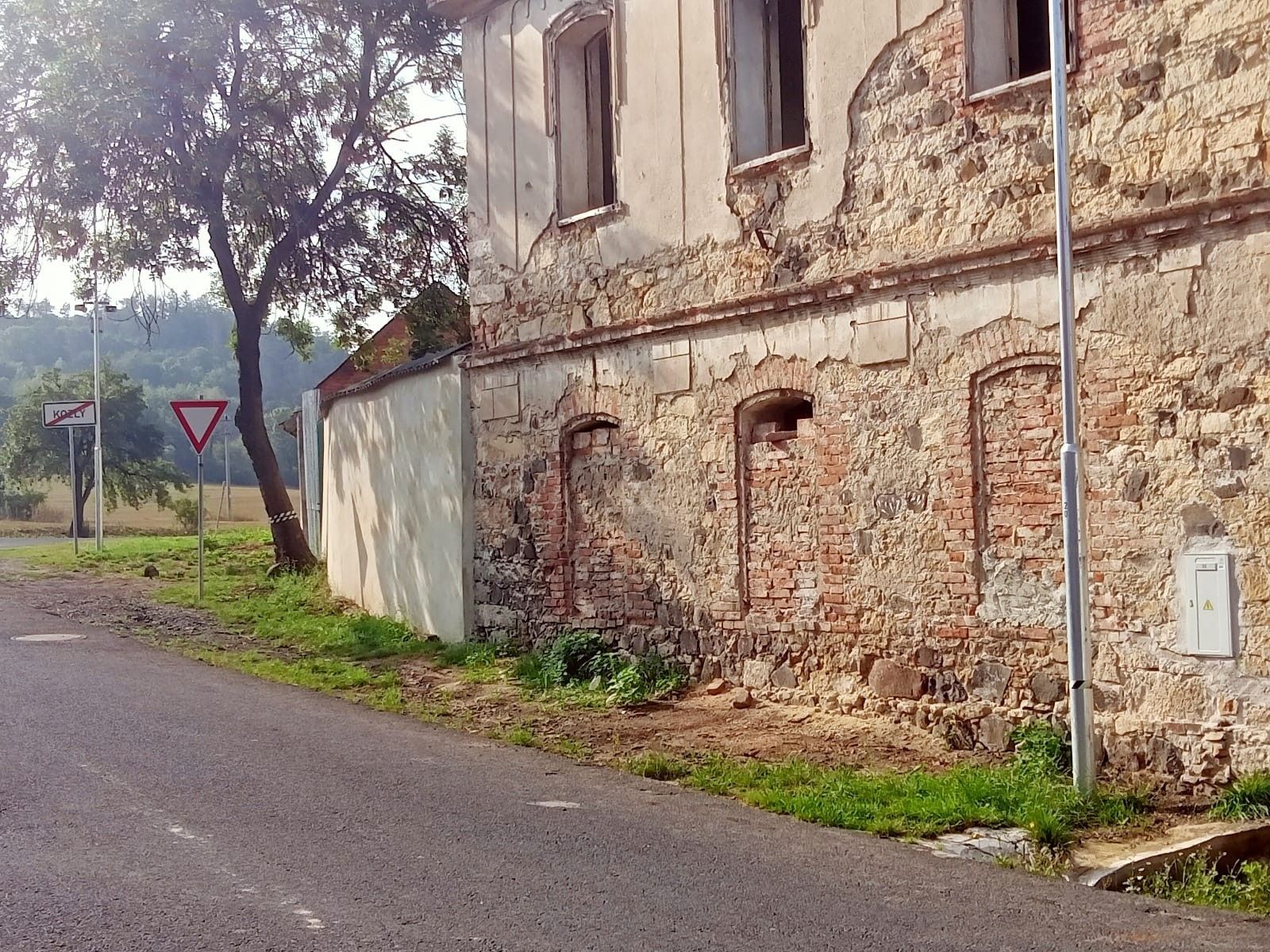 Prodej rodinný dům - Kozly, 1 172 m²